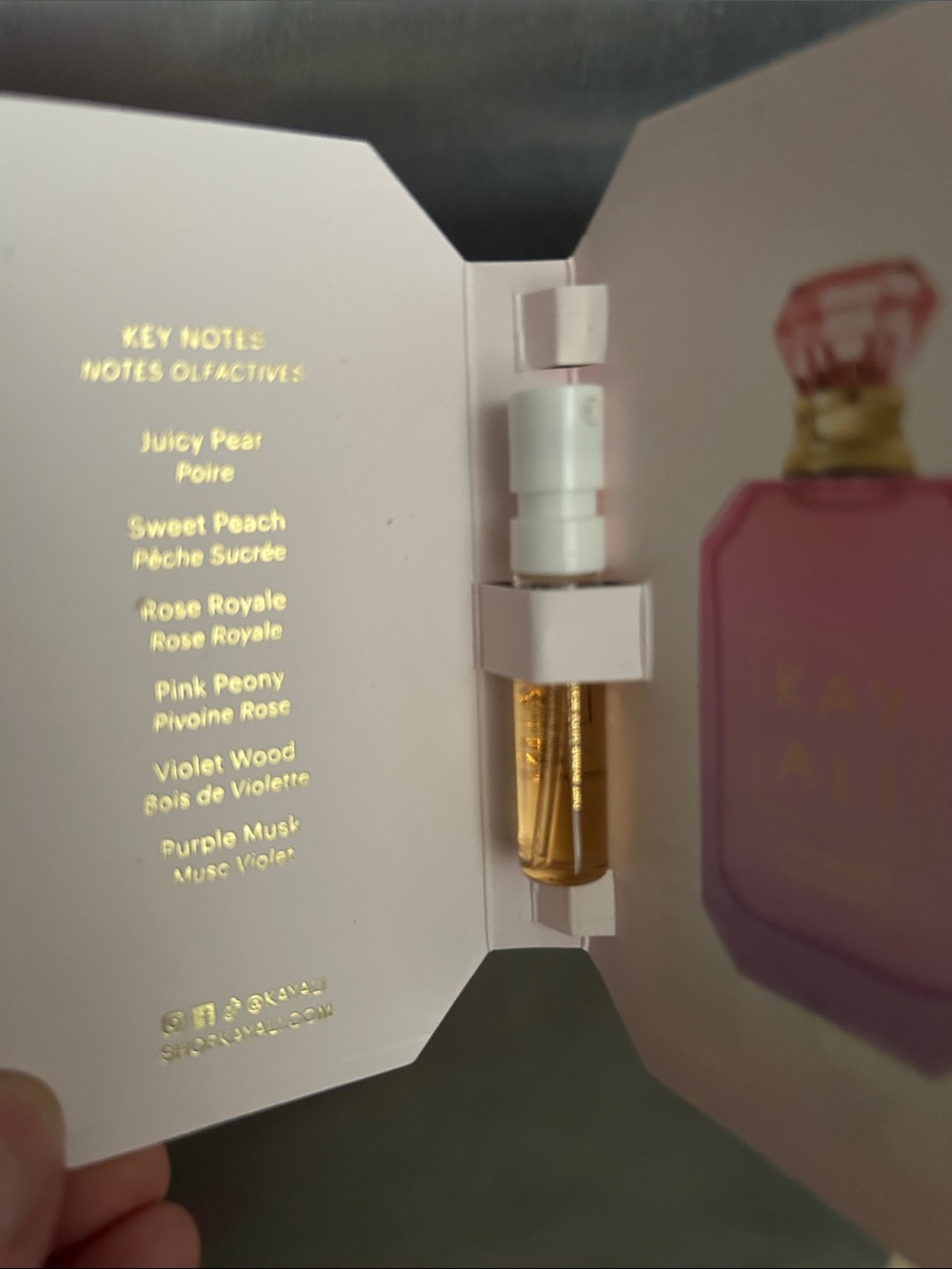 Kayali Fleur Majesty Rose Royale 31 Travel - Picture 6 of 7